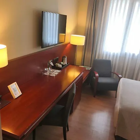 Hotel Hesperia Zubialde 4*