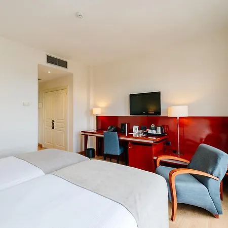 Abba Euskalduna Hotel 4*